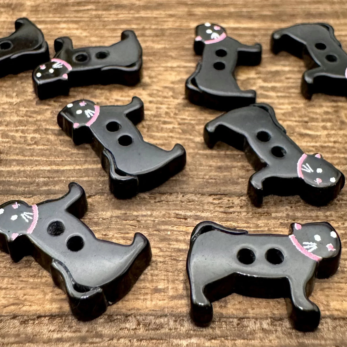 DIY Apparel Sewing 10 Pcs Cartoon Black and White Cat Resin Buttons for Sewing Kids Coat Sweater Clothing Hat DIY Decor
